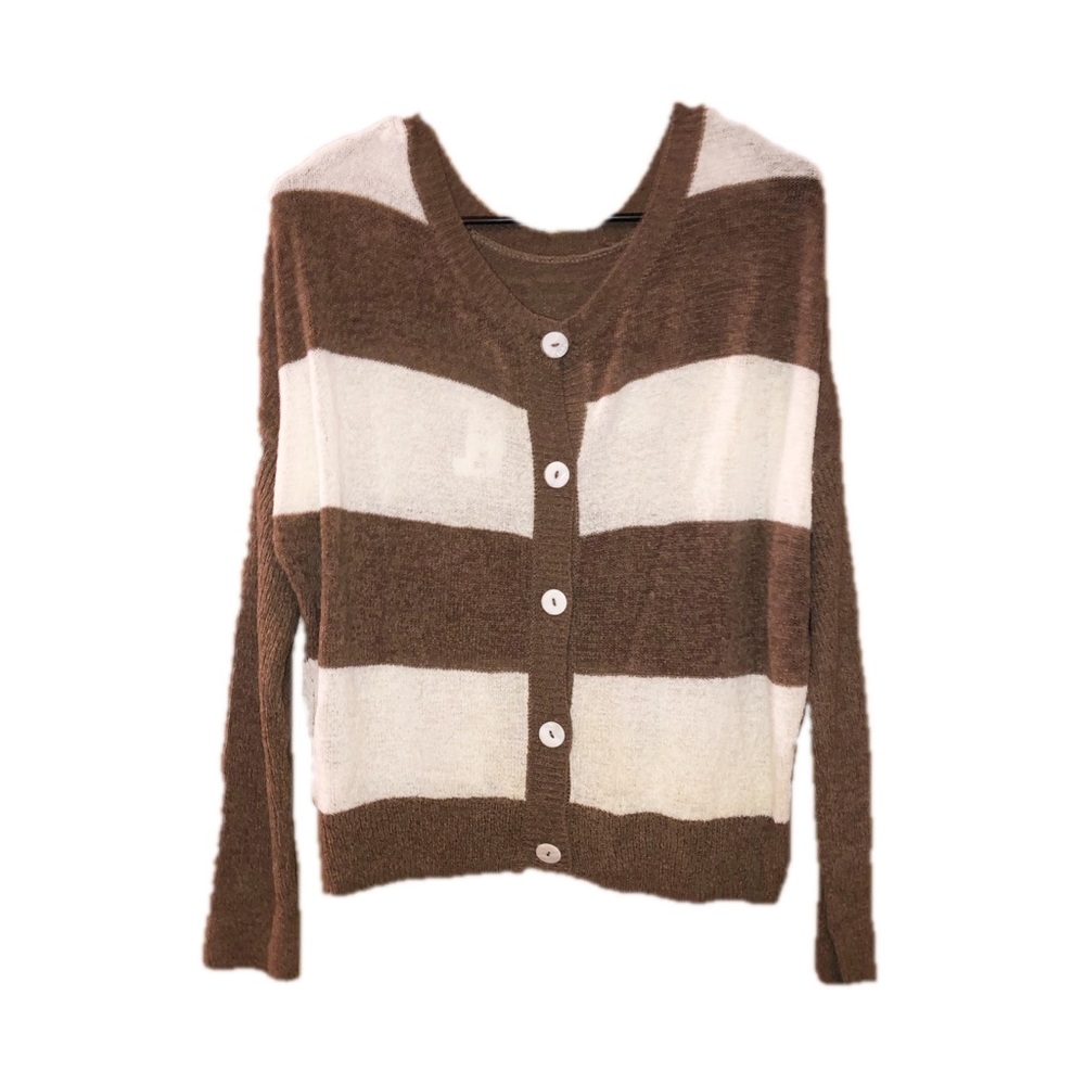 Sweater / Cardigan button up